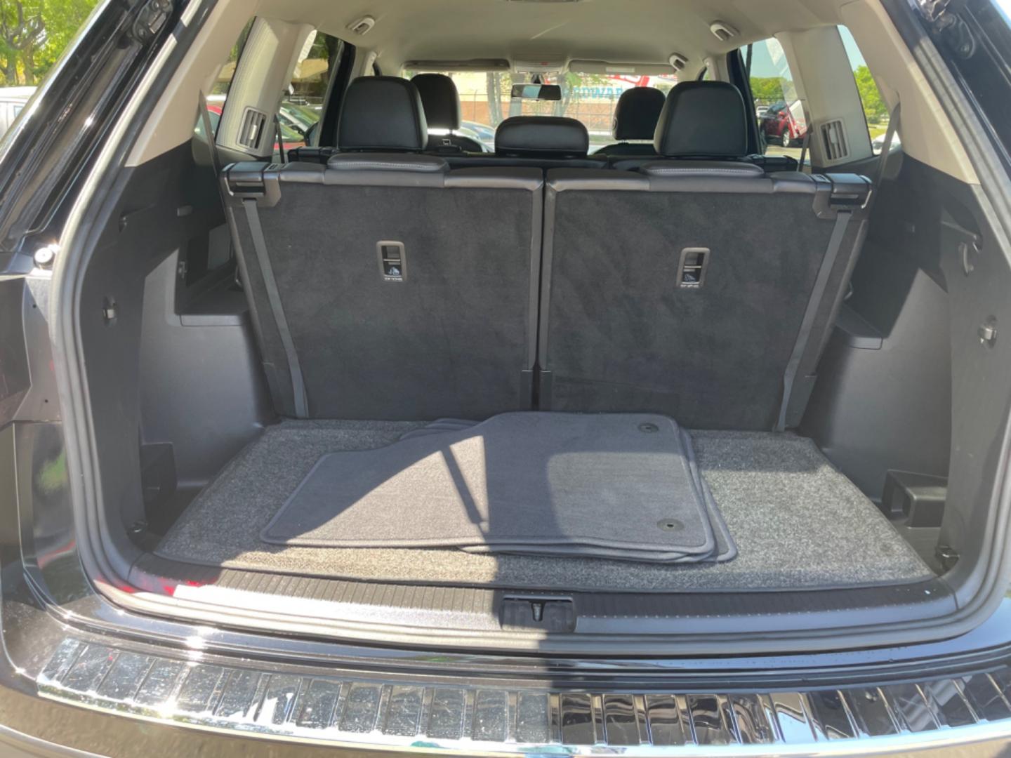 2019 BLACK VOLKSWAGEN ATLAS V6 SE (1V2DR2CA0KC) with an 3.6L engine, Automatic transmission, located at 5103 Dorchester Rd., Charleston, SC, 29418-5607, (843) 767-1122, 36.245171, -115.228050 - Photo#14